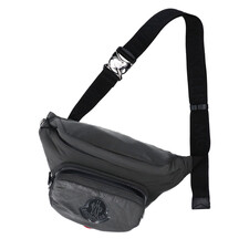 モンクレール F209A5M70200 DURANCE BELT BAG 買取実績です。