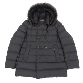 ムーレーのFLORIO/FUR-KM フードダブルブレステッドダウンジャケットの買取実績です。