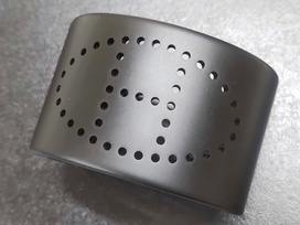 エルメスのエブリン マンシェットカフバングルの買取実績です。