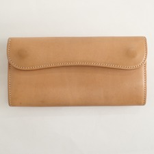 ワイルドスワンズ WAVE（ウェーブ） ナチュラル サドルレザー 長財布 買取実績です。