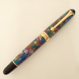 アウロラの888-GI 木星 ジョーヴェ 888本限定 ペン先18K 万年筆の買取実績です。