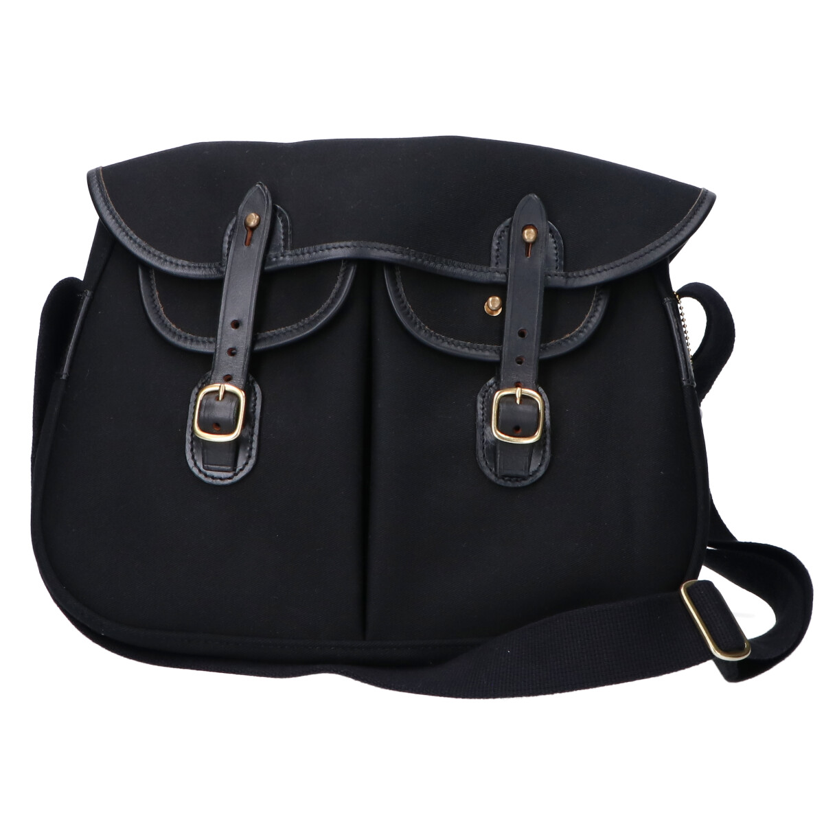 BULGARI ブルガリ黒 ショルダーバッグ 完全新品 ブルガリ 正規品メンズ カーフレザー 黒ショルダーバッグ 美品 証明書