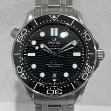 浜松入野店でオメガのシーマスターDIVER300Mのコーアクシャルマスターのクロノメーター42MM買取ました。状態はB