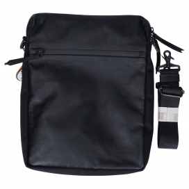サムソナイトのGY9-09002 Black Label Deux Moncx リーズバーティカルショルダーバッグMの買取実績です。