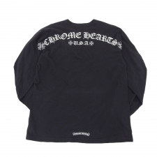 エコスタイル渋谷店で、クロムハーツのエンブレムプリントのTシャツを買取ました。状態は若干の使用感がある中古品です。