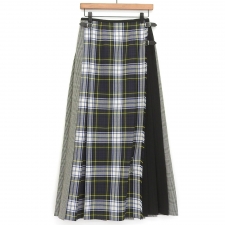 大阪心斎橋店の出張買取にて、オニールオブダブリンのチェック柄のプリーツ加工ラップスカートを高価買取いたしました。状態は通常使用感のお品物です。