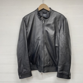 エンメティのブラック ナッパレザー ユリ シングルライダースジャケットの買取実績です。