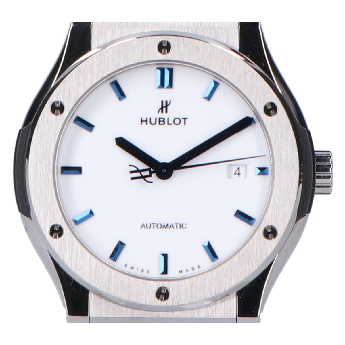 ウブロの542.NX.2210.LR.JPN17 クラシックフュージョン チタニウム ホワイトシャイニーブルー 日本限定 自動巻き腕時計の買取実績です。