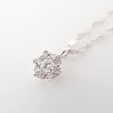 宅配買取センターでフォーエバーマークのPt850、0,14ctのダイヤモンドを使用したネックレスを買取しました。状態は綺麗な状態の中古美品です。