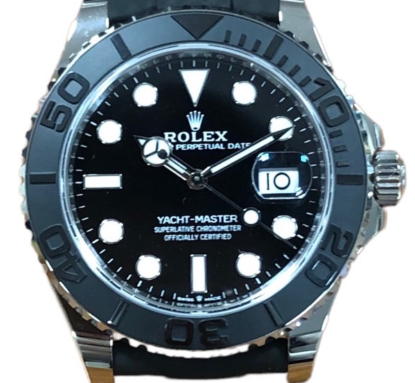 ロレックスのプロフェッショナルウォッチ ヨットマスター42 226659 K18ホワイトゴールド×ブラック  ラバーベルト 自動巻き腕時計の買取実績です。