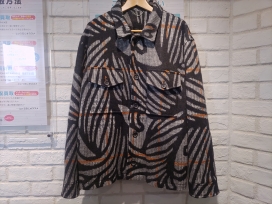 ルイヴィトンの15AW クリストファーネメスコラボ  ウールサファリジャケットの買取実績です。