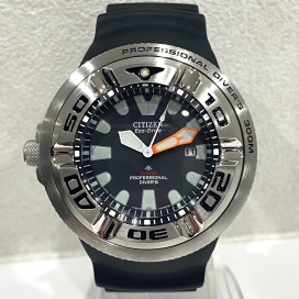 シチズンのエコドライブ ダイバー B873-S057892の買取実績です。