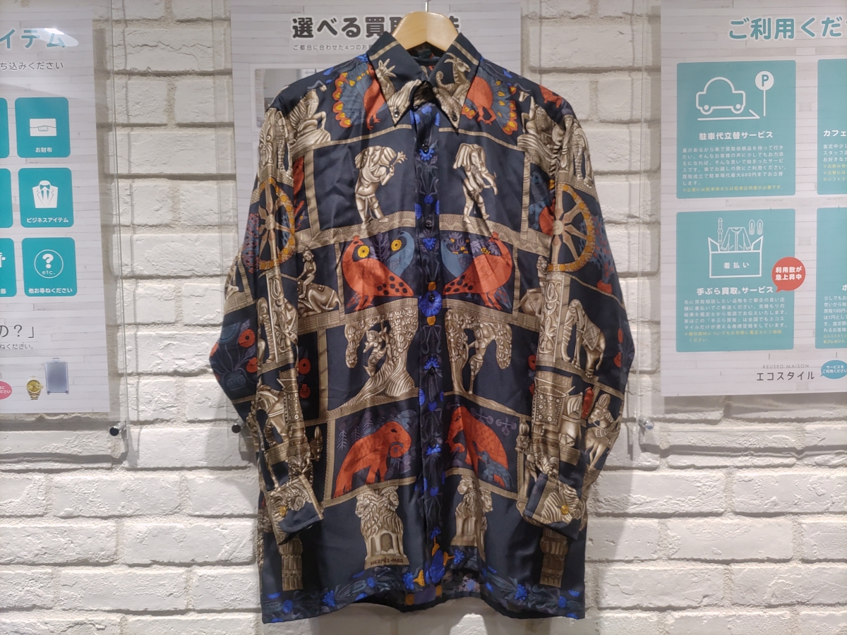 エルメスの90年代 TORANA 塔門 スカーフ柄 シルク ボタンダウンシャツの買取実績です。