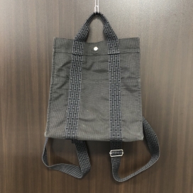 エルメスのエールラインアドMM グレー リュックサックの買取実績です。
