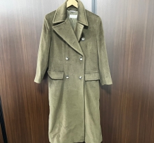 エコスタイル大阪心斎橋店でマックスマーラのヴァージンウールを使用したダブルフェイスチェスターコートを買取しました。状態は綺麗な状態の中古美品です。