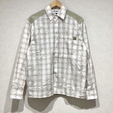 浜松入野店で、ロエベのベージュ×グレーのフリースバックチェックシャツ、H526Y05W95を買取ました。状態は未使用品です。