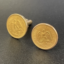 広尾店でK14の自由の女神の50ペソ金貨をあしらったカフスボタンをお買取しました。状態は若干の使用感がある中古品です。