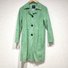 浜松入野店で、セオリーの18年製のグリーンラムレザーTidle Piazza Coat、01-8160803を買取いたしました。状態は若干の使用感があるお品物です。