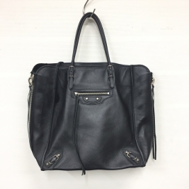 バレンシアガのブラック 255412 ザ・ペーパーA5 トートバッグの買取実績です。