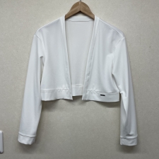 フォクシー 42832 ホワイト CARDIGAN CHABLIS 買取実績です。