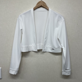 フォクシーの42832 ホワイト CARDIGAN CHABLISの買取実績です。