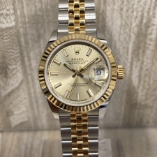 エコスタイル銀座本店で、ロレックスのコンビタイプのデイトジャスト、自動巻き腕時計のref.279173のランダム番を買取いたしました。状態は未使用品です。