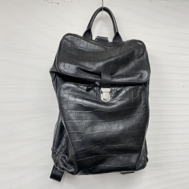 アルマーニのブラック YAQ4J クロコ型押しカーフレザー リュックサックの買取実績です。