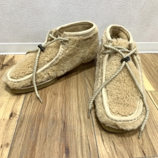 モンクレール ×クラークス 2022年製 WALLABEE レースアップブーティー 買取実績です。