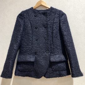 ミナペルホネンのネイビー caniche ダブルジャケットの買取実績です。