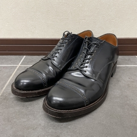メイカーズのCDVN-05 コードバン アウトワーク・ブルチャー パンチドキャップトゥ シューズの買取実績です。