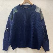 浜松入野店で、ディースクエアードの22年製のネイビーのパッチクルーネックセーター、S74HA1177を買取ました。状態は未使用に近い試着程度の品です。