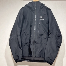 アークテリクス ブラック ALPHA SV JACKET 18082 買取実績です。