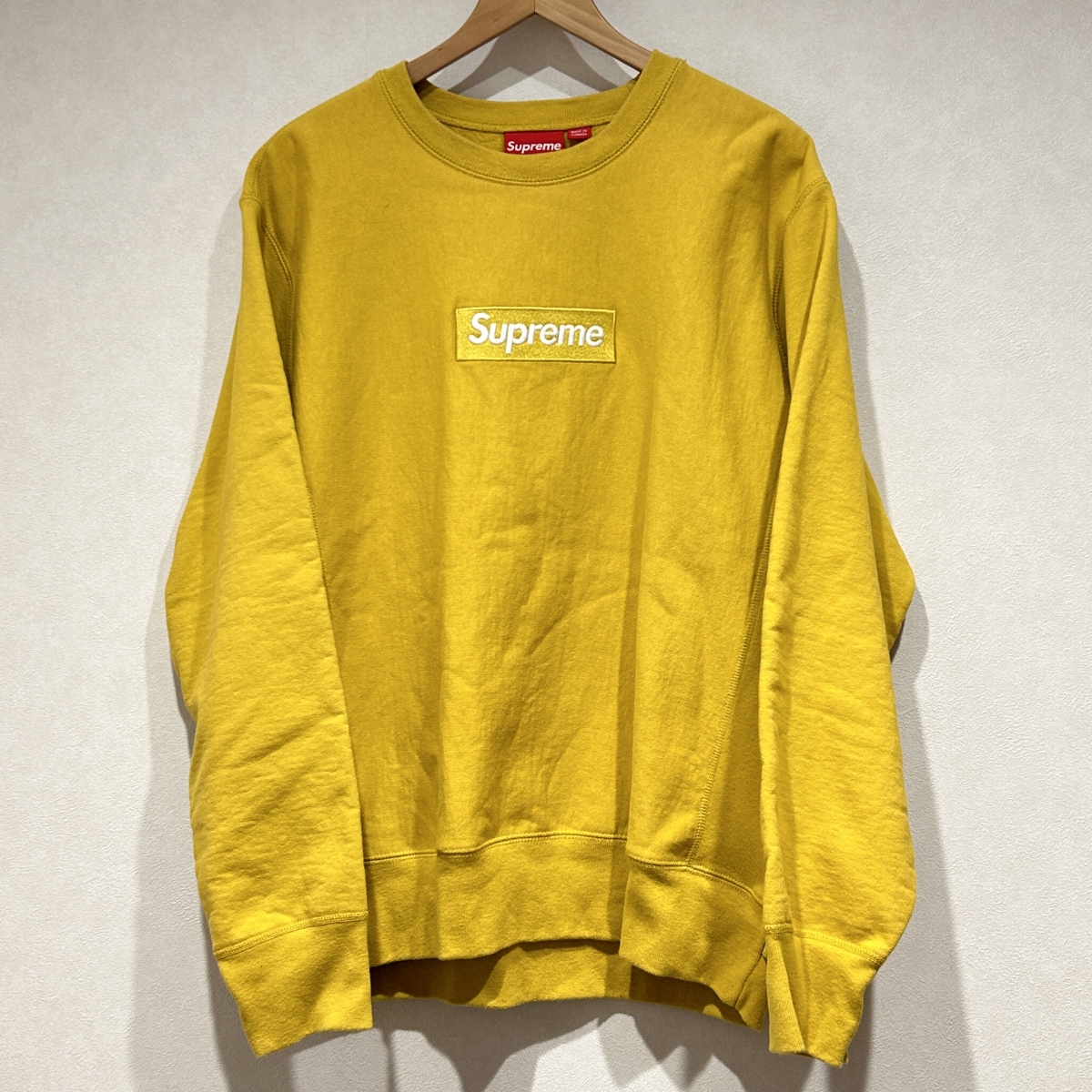 シュプリームの2018FW Mustard マスタード Boxlogo Crewneck Sweatshirtの買取実績です。