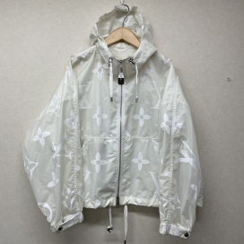 ルイヴィトンのFLOW23 ホワイト系 モノグラム ジップアップ パーカーの買取実績です。