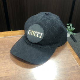 グッチの576253 GGキャンバス ブラック ベースボールキャップの買取実績です。