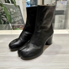 メゾンマルジェラ ブラック S58WU0246 ナッパレザー 6cmシリンダーヒール 足袋ブーツ 買取実績です。