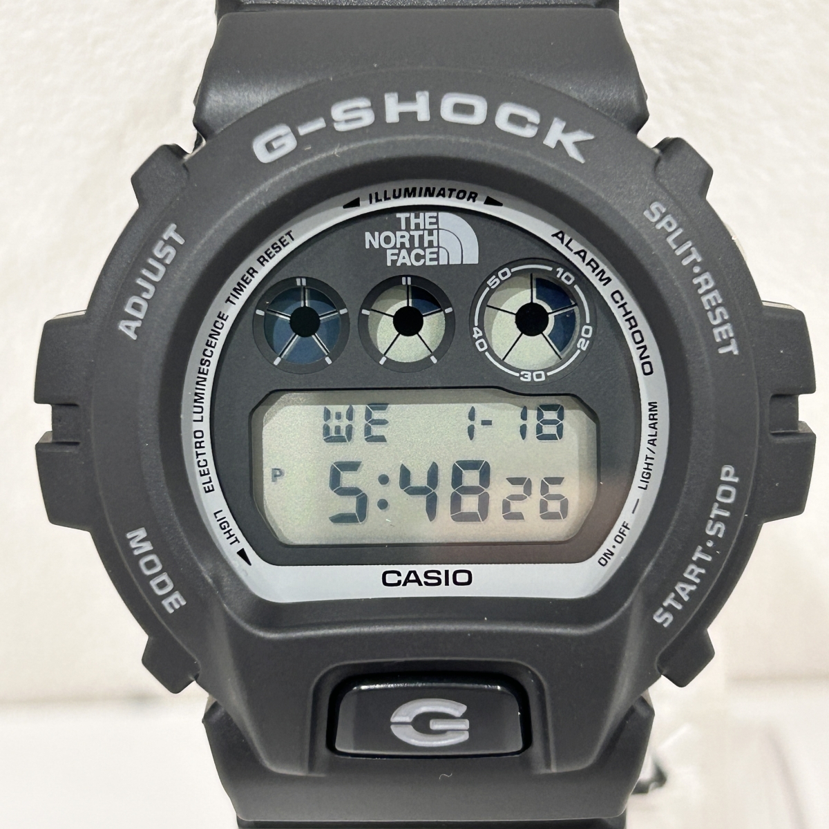 G-SHOCKのノースフェイス シュプリーム トリプルコラボモデル DW-6900NSの買取実績です。