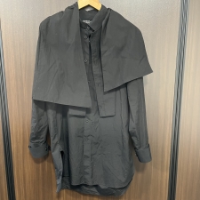 ヨウジヤマモト パワーオブザホワイトシャツ PE-B85-095 黒 WA.T BROAD Y-PATCH STOLE B/ストールデザインシャツ 買取実績です。