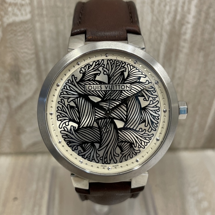 ルイヴィトンのクリストファーネメスコラボ タンブール クオーツ腕時計 Q1D04の買取実績です。