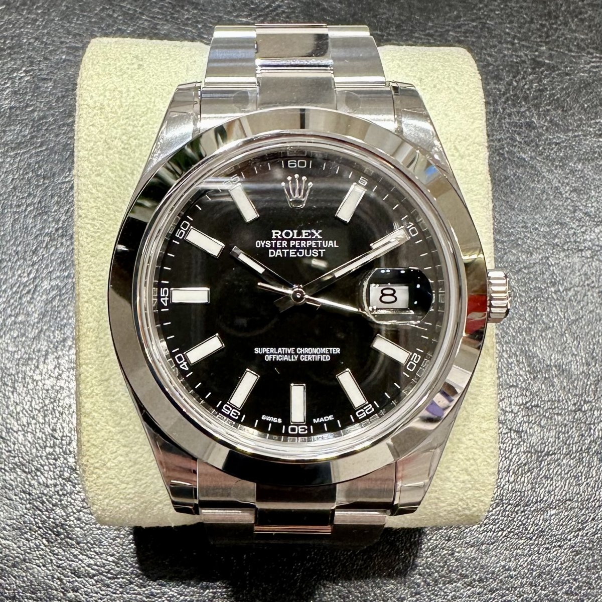 ロレックスの116300 デイトジャスト2 黒文字盤 自動巻き時計の買取実績です。