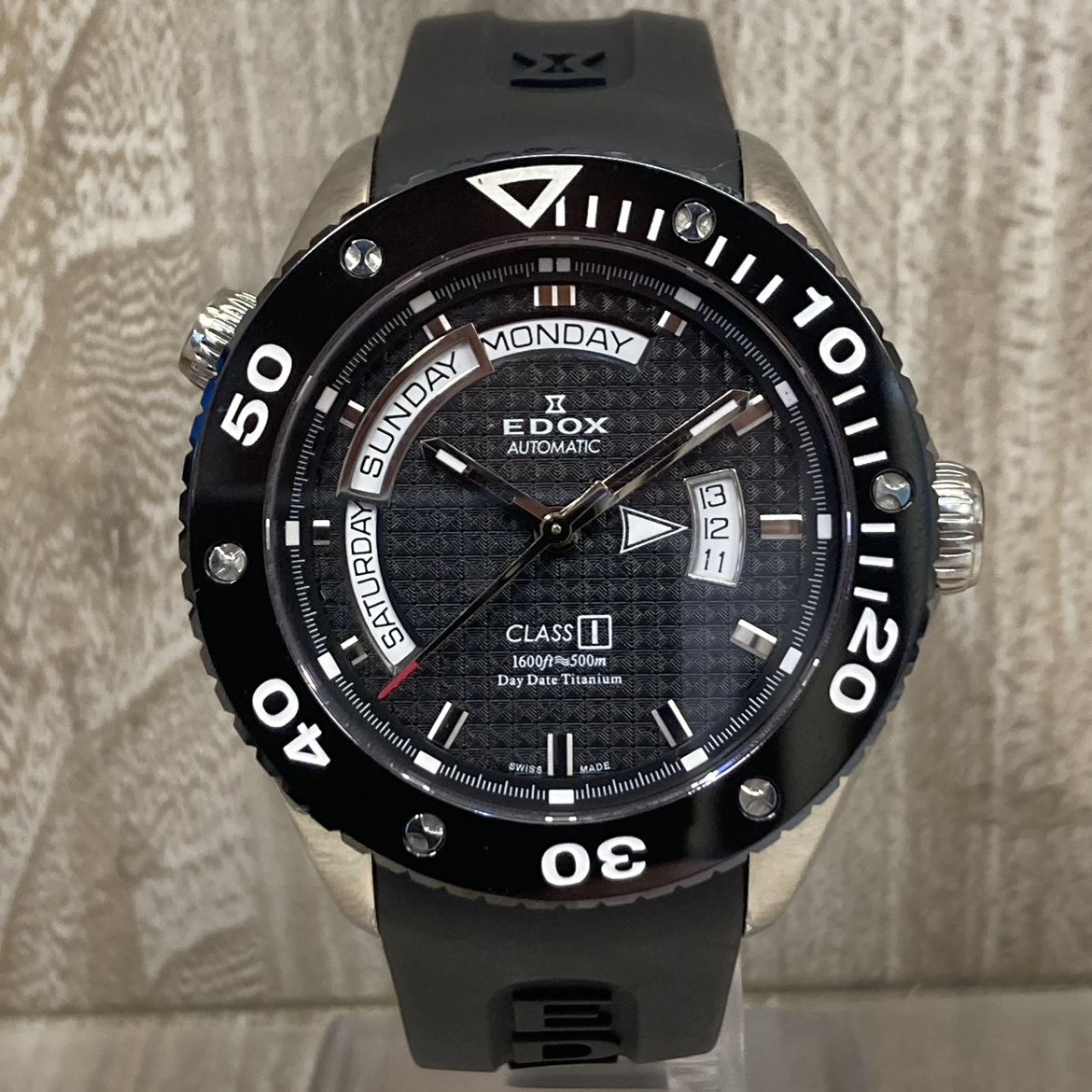 エドックスの83002 TIN NIN クラスワン デイデイト オートマチック ラバー腕時計の買取実績です。