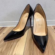 クリスチャンルブタン Kate エナメル　パンプス 買取実績です。