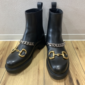 グッチのホースビット×チェーンデザイン チェルシーブーツ 670393の買取実績です。