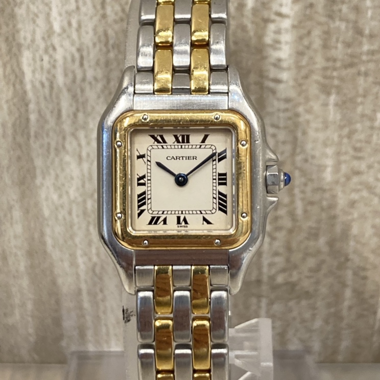 カルティエのYG×SSコンビ パンテールドゥカルティエSM 2ロウ ローマンダイヤルクオーツ腕時計 W25029B6の買取実績です。