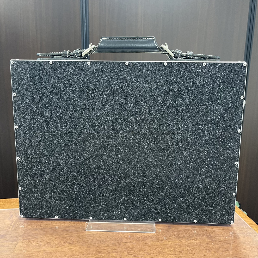 神戸三宮でエアロコンセプトを買取。スリムポーターシュリンク
