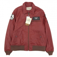 エコスタイル宅配買取センターにてアヴィレックスの6181043、SHEEP AVIATION JACKET TOM CATというフライトジャケットを買取させていただきました。状態は数回使用程度の新品同様品です。