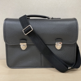 ルイヴィトンのM32622 タイガ アントン アルドワーズ ショルダーバッグの買取実績です。