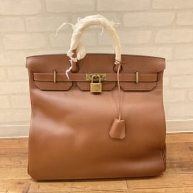 エルメスのアルデンヌレザー □C刻印 オータクロア45 ハンドバッグの買取実績です。