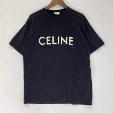 宅配買取センターで、セリーヌの定番のロゴTシャツ、2X681501Fを買取りました。状態は若干の使用感がある中古品です。