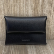 銀座本店で、ジルサンダーのFOLDED COIN PURSEレザーコインケースのJ28UI0002P4966を買取いたしました。状態は未使用に近い試着程度の品です。